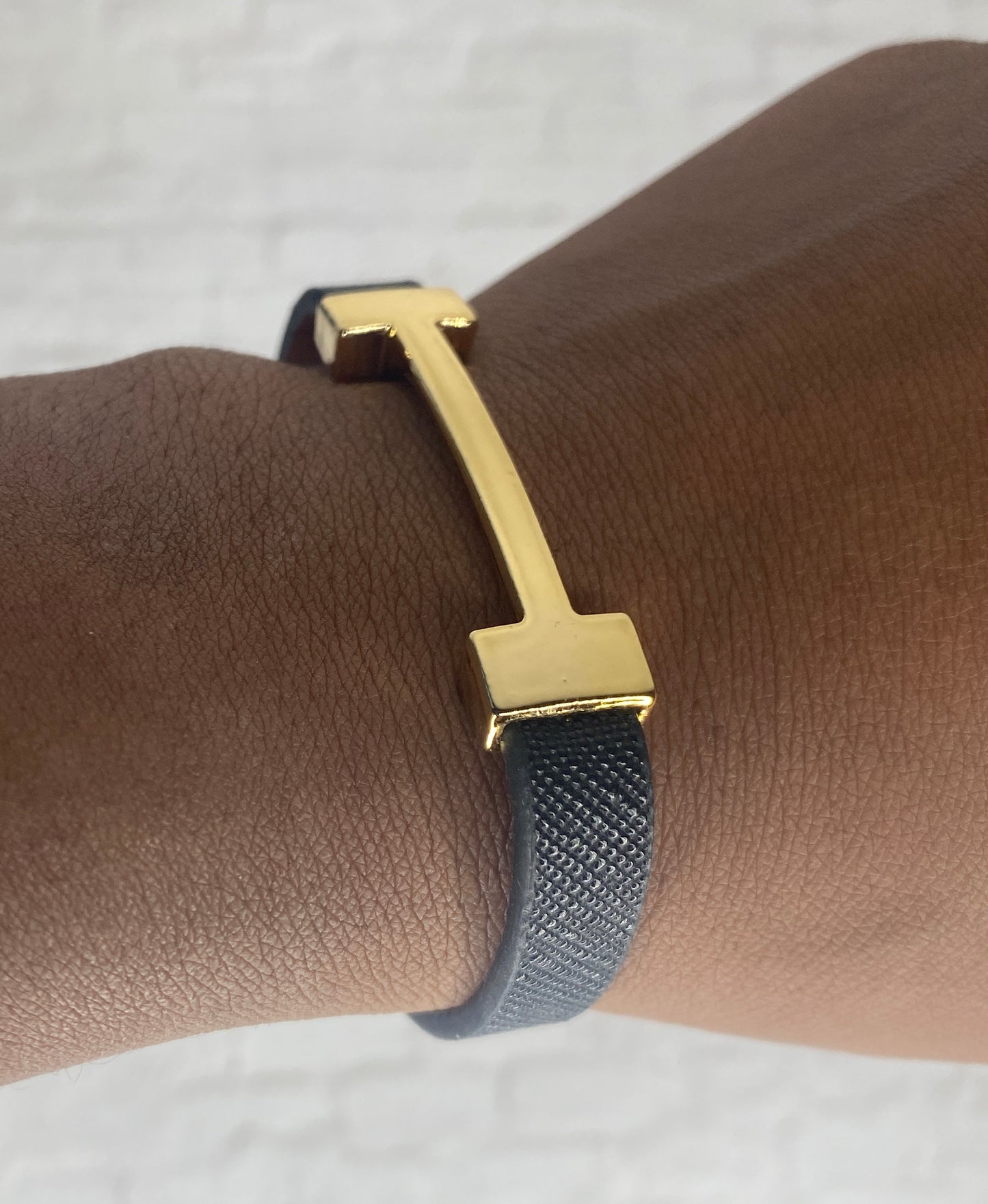 18k plated gold and black faux leather clasp bracelet