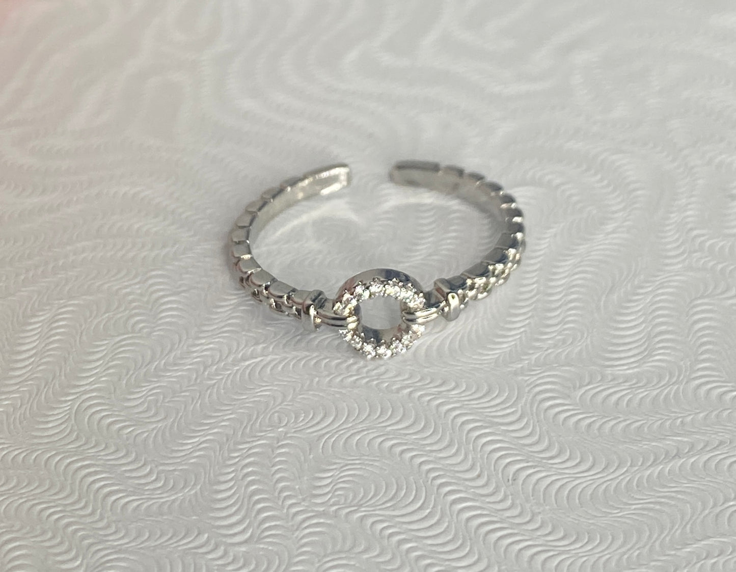 Silver plated small circle ring