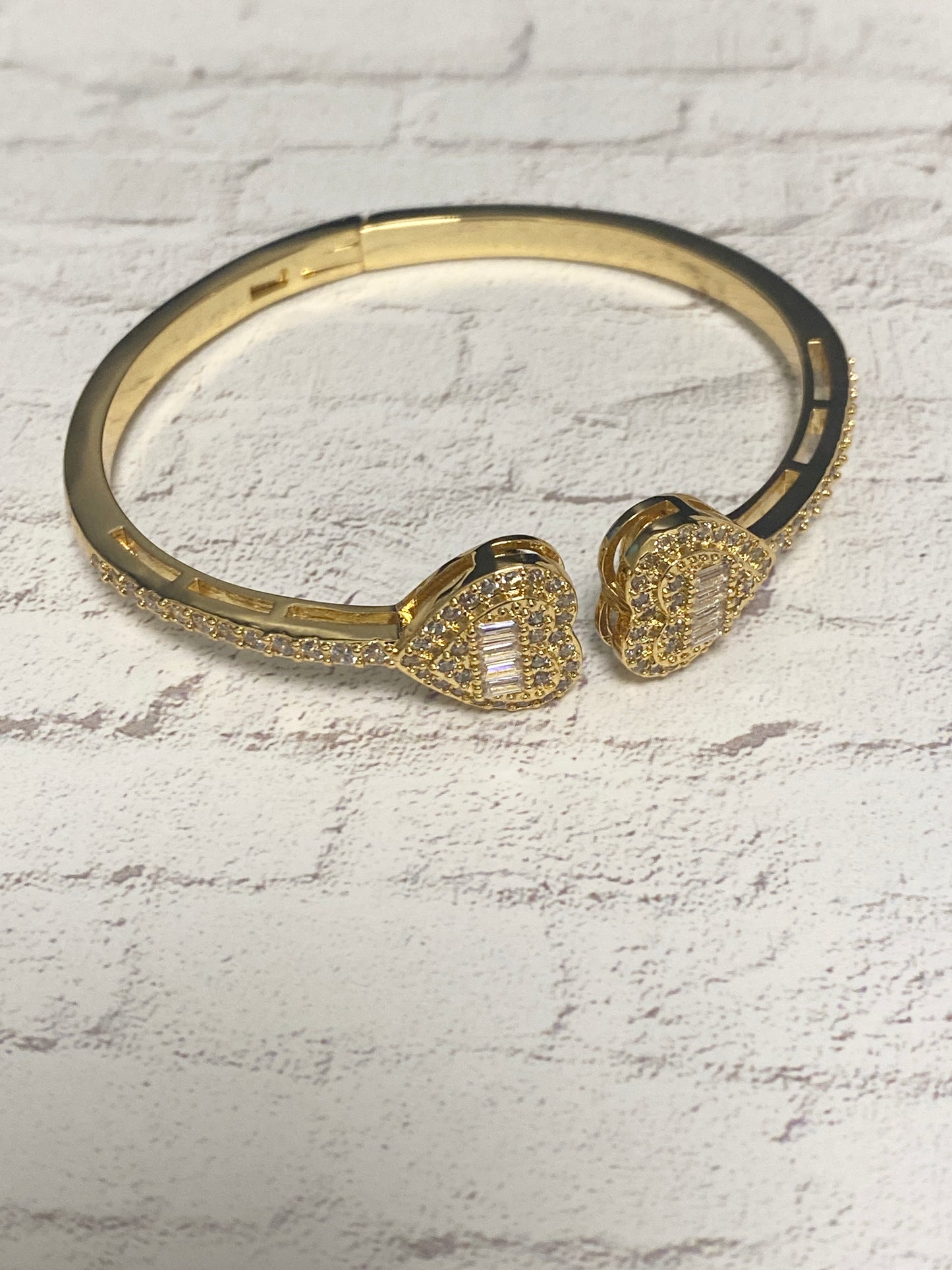 Gold plated heart bangle