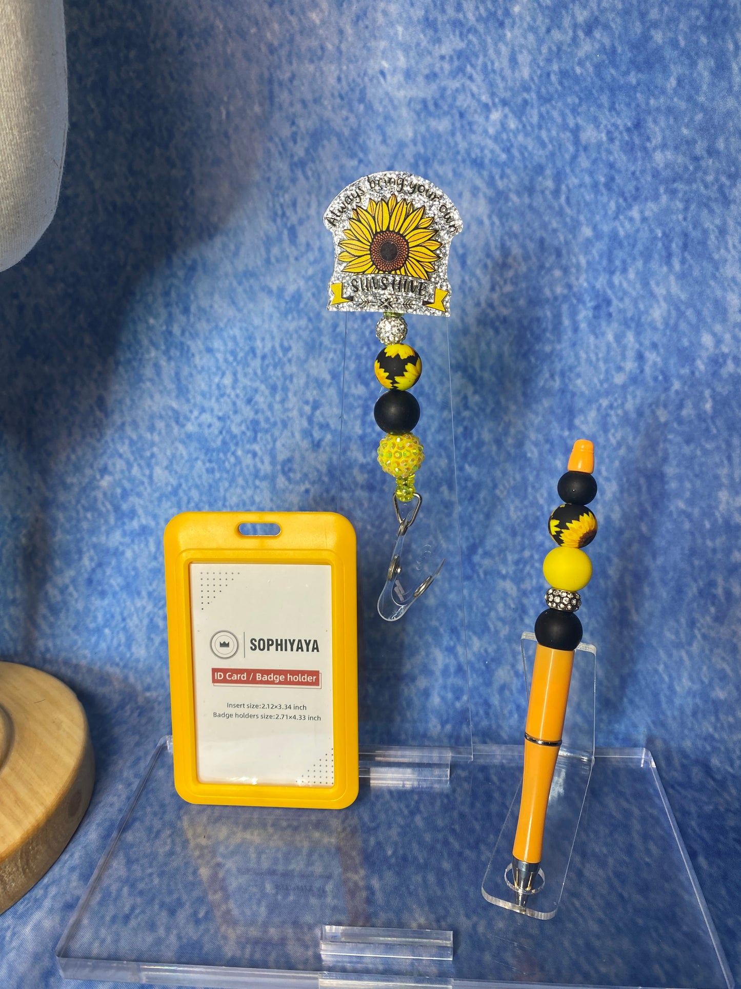 Blue and sunflower  & pen combo