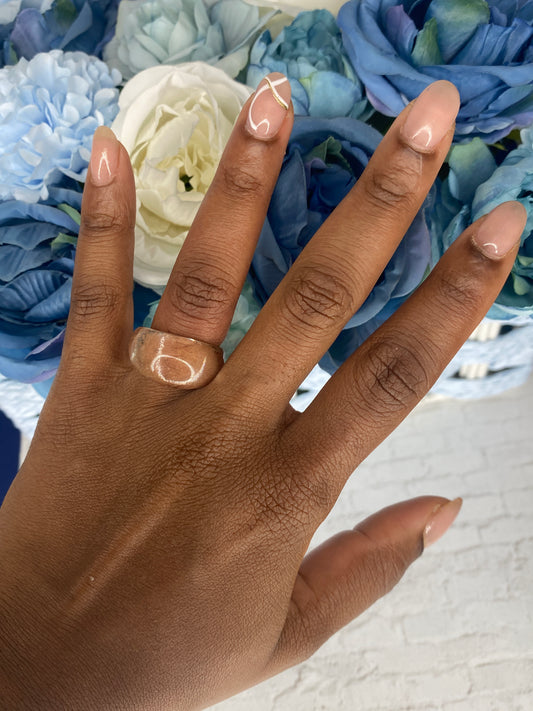 Clear acrylic ring